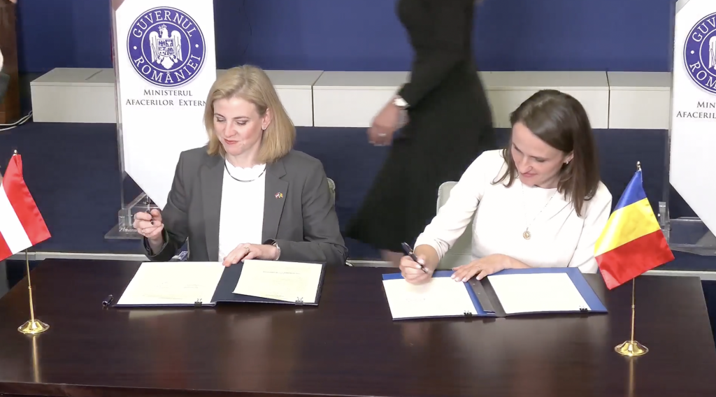 Memorandum între România și Austria pentru îmbunătățirea discuțiilor politice, semnat