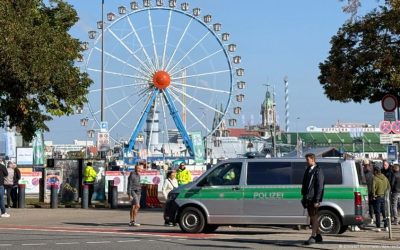 Oktoberfest on hold after bomb threat – DW – 10/01/2025