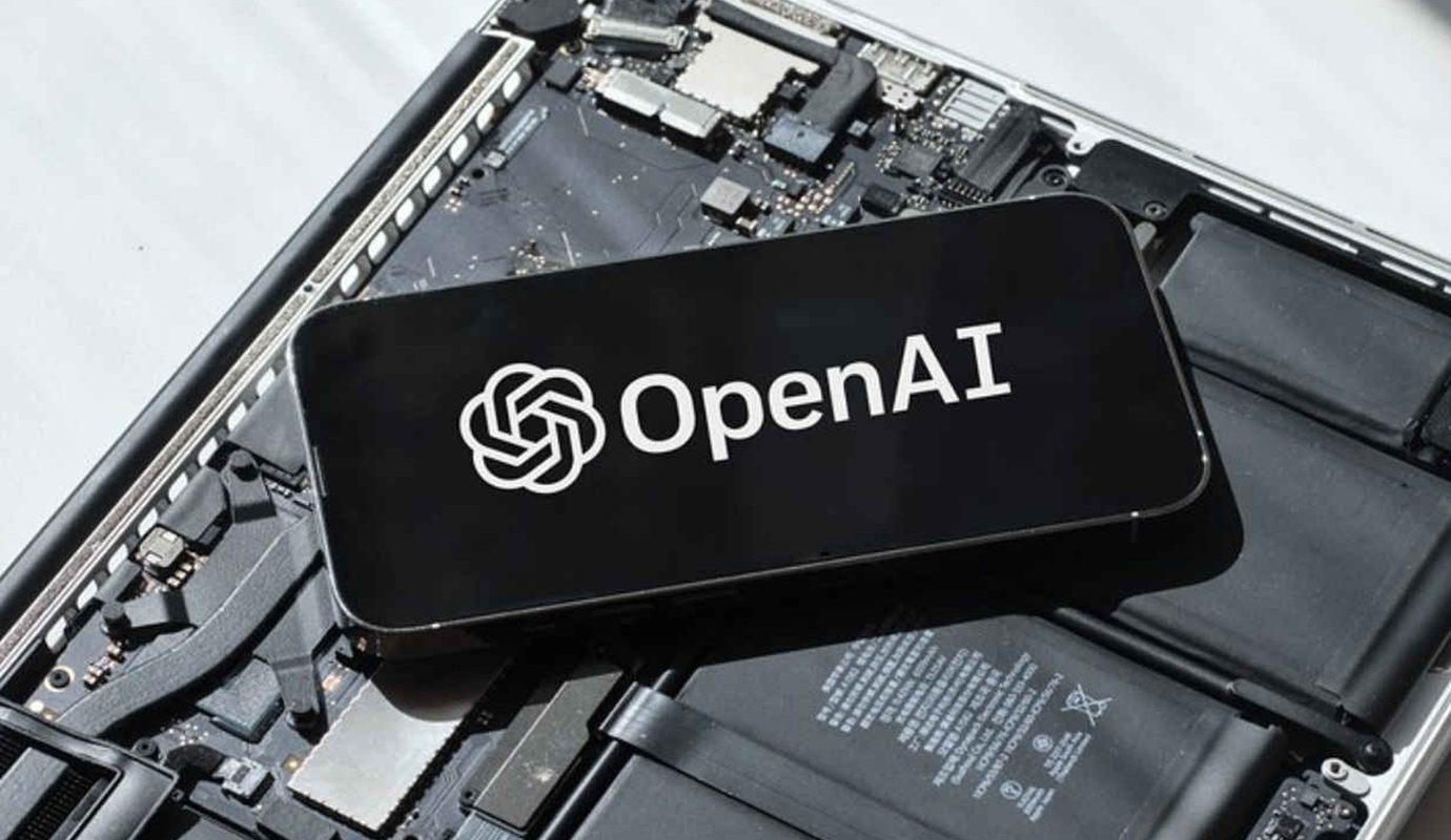 OpenAi-ChatGPT-cipuri-procesoare.jpg