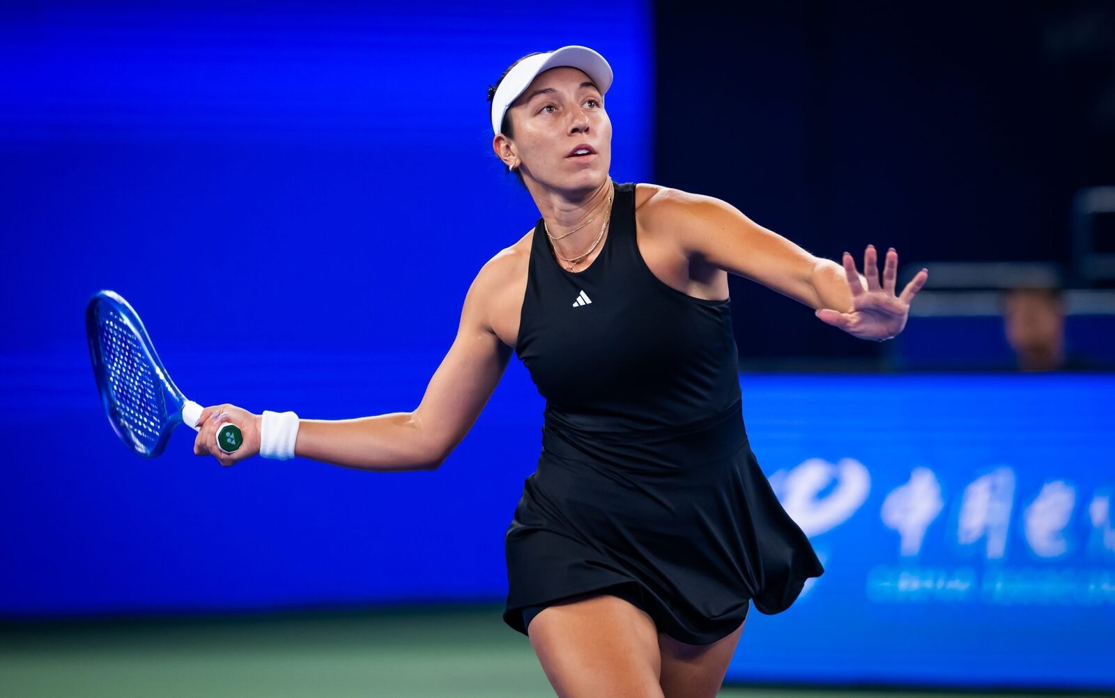 Pegula întrerupe seria victoriilor lui Sabalenka la Wuhan și avansează în finală.