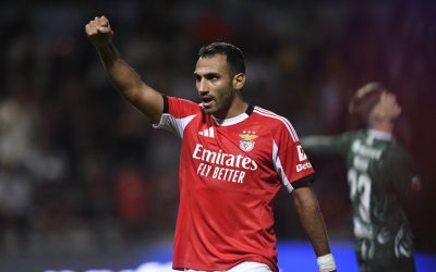 O jeito que dá um filósofo grego num Benfica de poucas ideias (crónica)