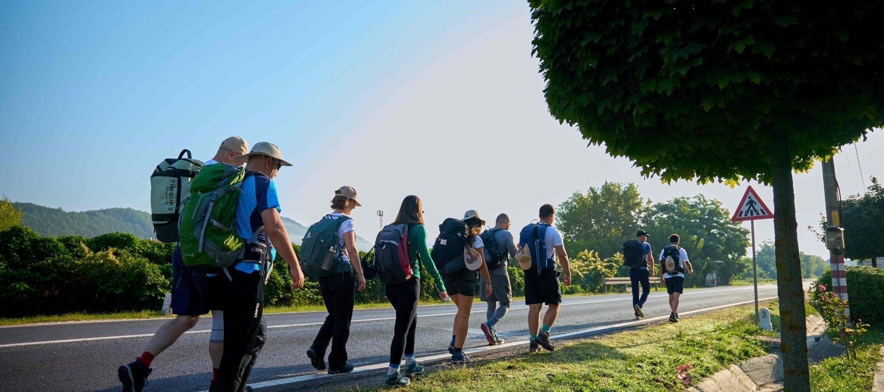 Via Transilvanica, distinsă cu EcoTrophea 2025 în Berlin, un proiect de mare amploare inițiat în 2018 de Asociația Tășuleasa Social din Bistrița-Năsăud, un traseu turistic de 1.400 km ce traversează România pe diagonală