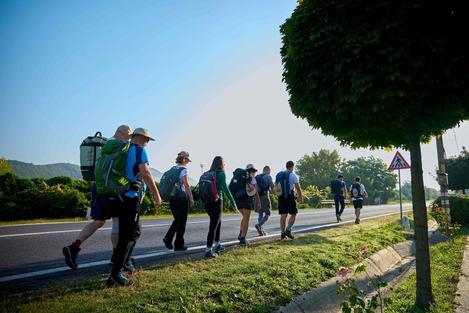 Via Transilvanica, distinsă cu EcoTrophea 2025 în Berlin, un proiect de mare amploare inițiat în 2018 de Asociația Tășuleasa Social din Bistrița-Năsăud, un traseu turistic de 1.400 km ce traversează România pe diagonală