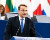 Radoslaw-Sikorski-e1677406455157.jpeg