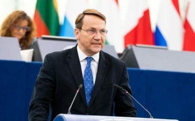 Radoslaw-Sikorski-e1677406455157.jpeg