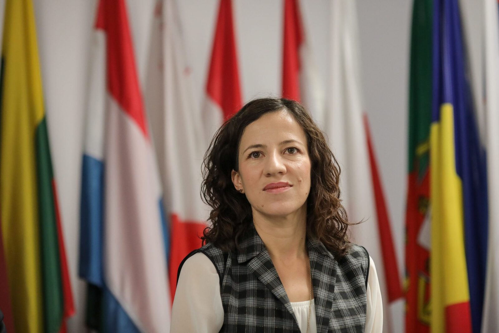 Sorin Grindeanu a discutat cu Roxana Mânzatu despre blocarea salariului minim: „Se intră în infringement.”