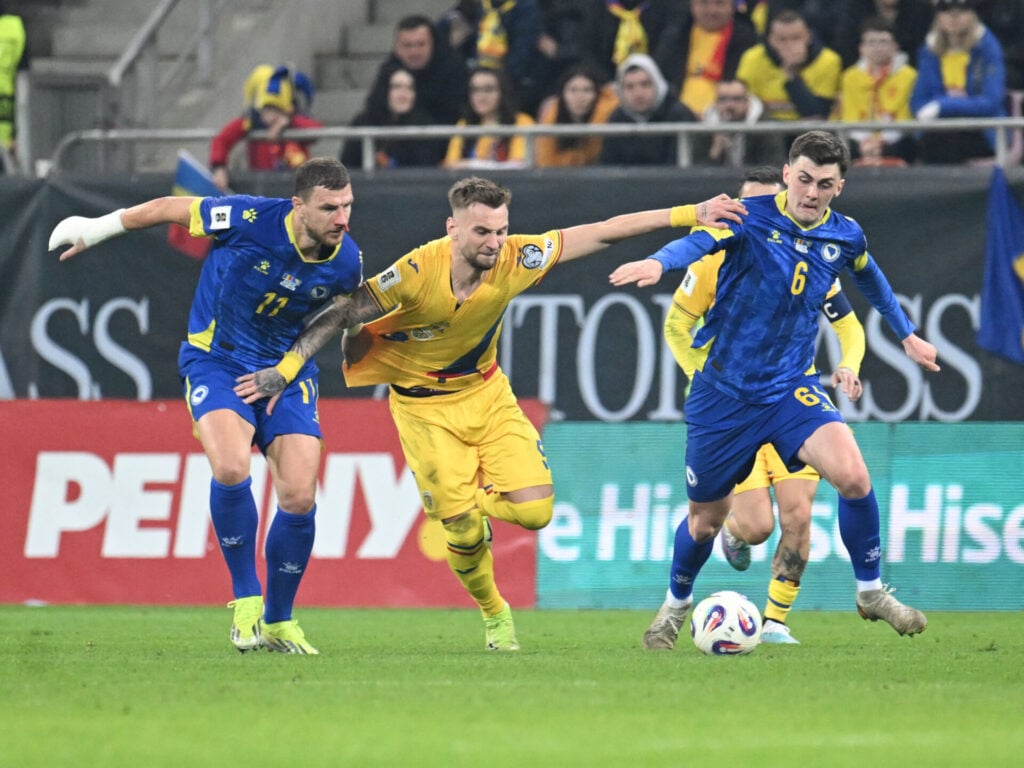 România dispută astăzi un meci crucial cu Austria în preliminariile Campionatului Mondial de Fotbal, difuzat de postul de televiziune Antena 1