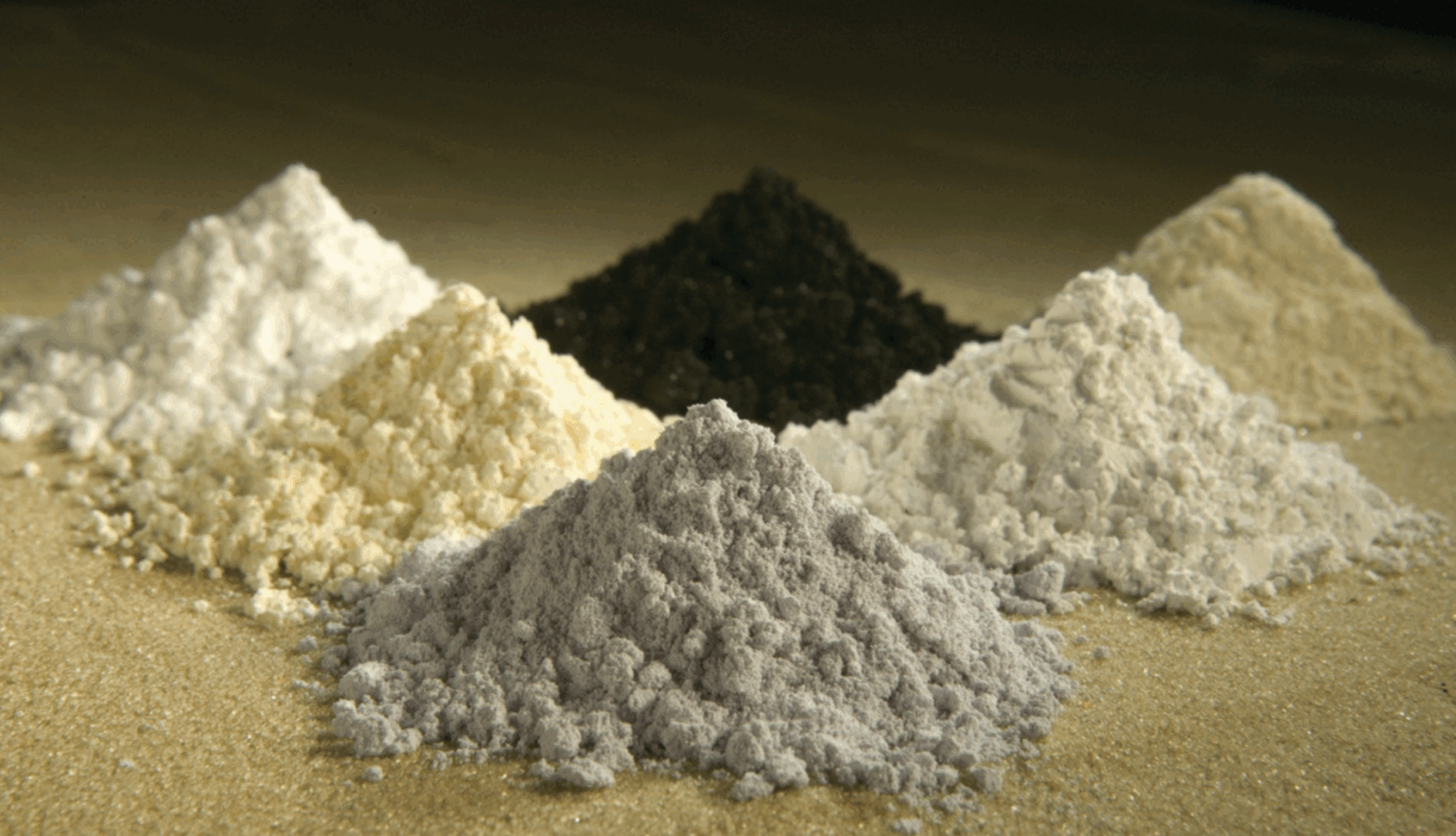 [ad_1] Președintele Statelor Unite, Donald Trump, și premierul australian Anthony Albanese au semnat luni, la Casa Albă, un acord bilateral pentru extracția și prelucrarea mineralelor importante și a pământurilor rare, conform agenției de știri dpa, citată de Agenția Națională de Știri