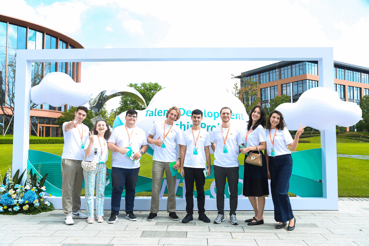 [ad_1] În perioada 15-19 septembrie, Huawei România a organizat cu succes ediția 2025 a programului ”Seeds for the Future”, eveniment desfășurat în Dongguan și Shenzhen, China, orașul unde se află sediul central al companiei