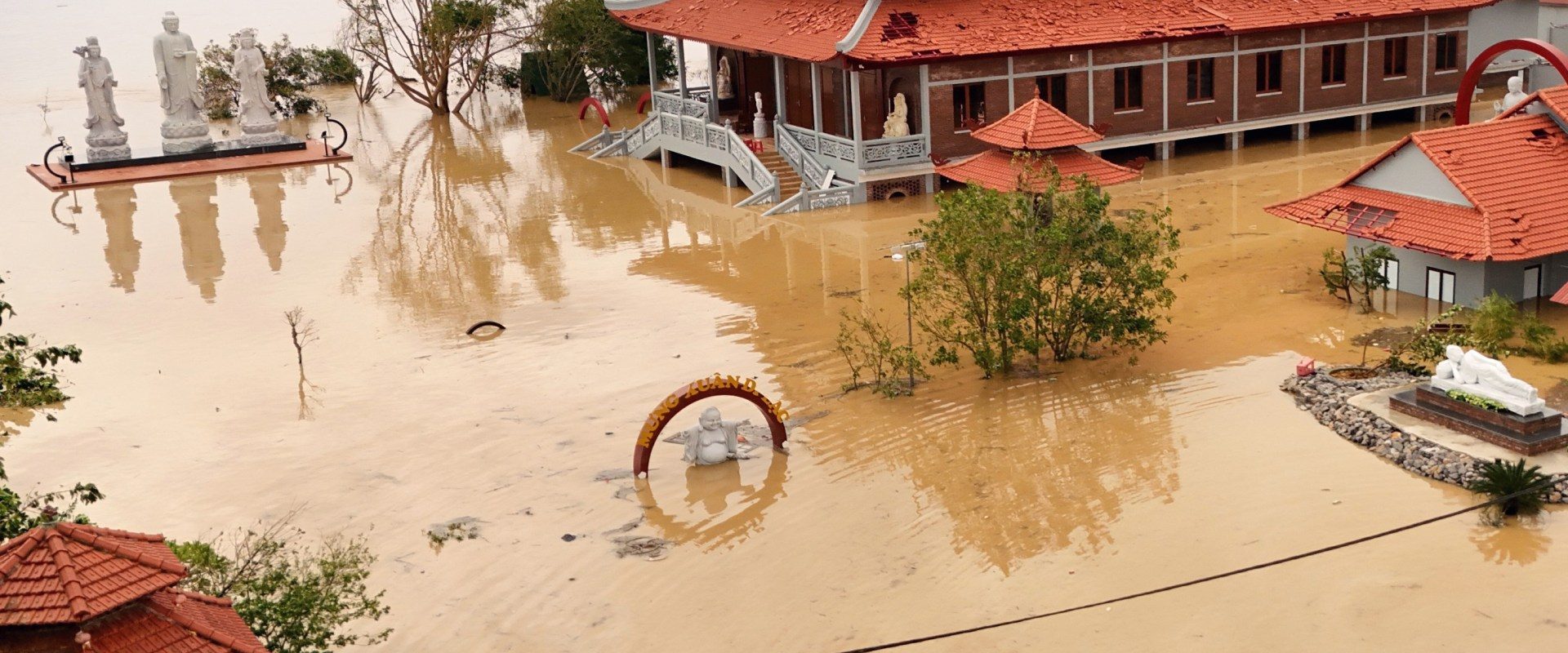 Typhoon Bualoi kills dozens in Vietnam and Philippines | Weather News