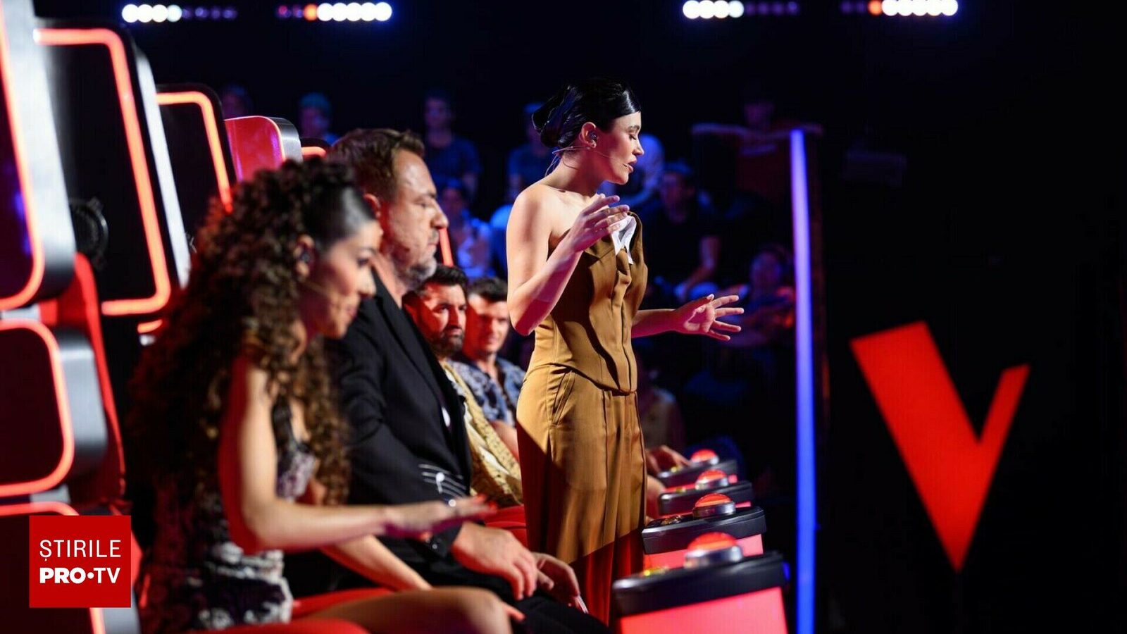 Vineri, la Vocea României: emoții intense, decizii grele și concurenți impresionanți.