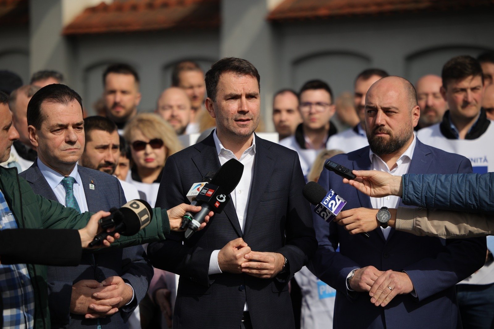 Cătălin Drulă își exprimă dorința de a fi susținut de PNL pentru candidatul la Primăria Capitalei și subliniază că nu există nicio compatibilitate cu PSD