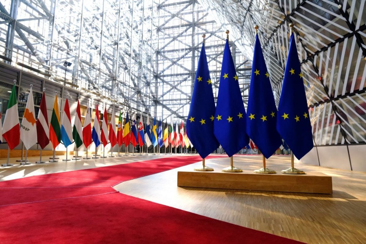 [ad_1] Austria susține inițiativa mai multor state membre ale Uniunii Europene de a decide asupra extinderii UE printr-un vot cu majoritate calificată, a declarat vineri ministrul afacerilor externe Claudia Plakolm, în timpul unei vizite în Bosnia și Herțegovina, parte a unui turneu regional în țări candidate la aderare