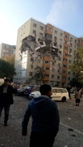 Prezentare internațională despre explozia dintr-un imobil din București, care a cauzat trei decese și 13 răniți / Martor: „Am crezut că suntem bombardați”