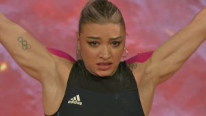 O imagine valorează o mie de cuvinte! Iată cum arată palmele Mihaelei Cambei după ce a obținut trei medalii la Campionatul Mondial