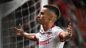 Căpitanul Cătălin Cîrjan dezvăluie schimbarea radicală de la Dinamo și stabilește o țintă ambițioasă: “Aceasta este aspirația mea!”