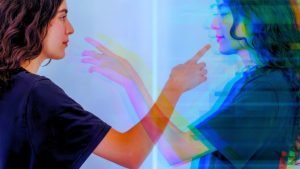 Cum inteligența artificială poate combate deteriorarea cognitivă