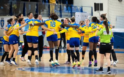 corona-brasov-lider-in-liga-florilor.jpg