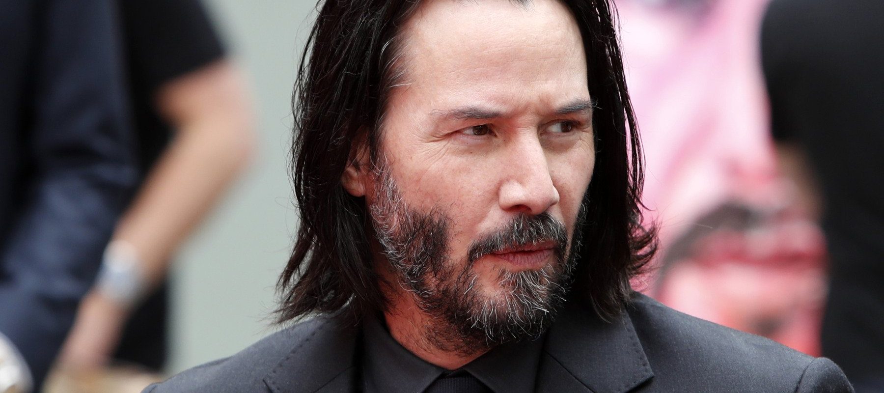 [ad_1] Keanu Reeves a vorbit despre numele de scenă pe care aproape l-a ales într-un episod recent al podcastului „New Heights”, alături de frații Jason și Travis Kelce