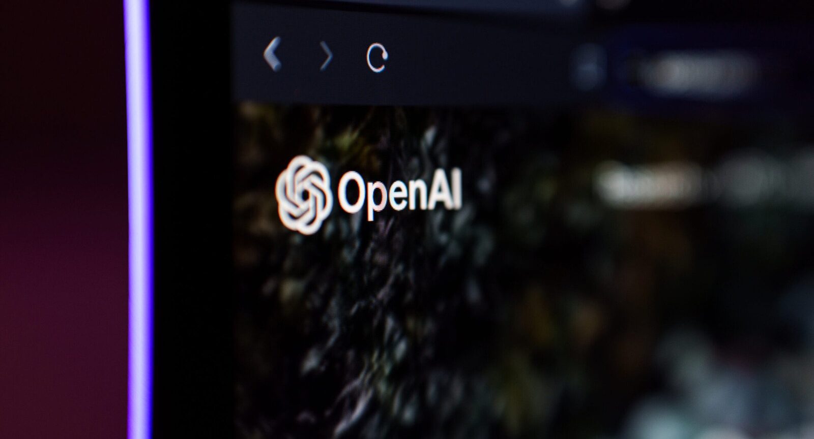 Ce reprezintă Sora, platforma socială dezvoltată de OpenAI, concepută pentru a face față TikTok?