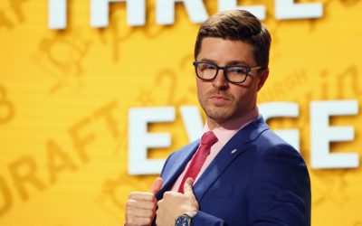 dubas.jpg
