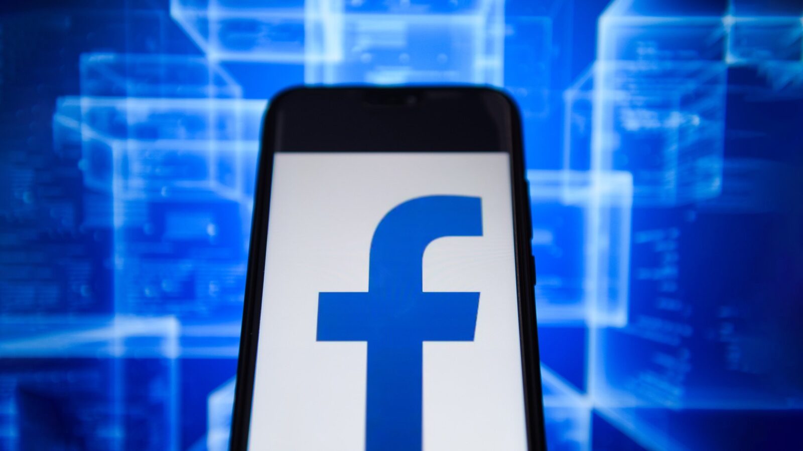 [ad_1] Meta a lansat recent un nou tab dedicat prietenilor pe Facebook, menit să ofere utilizatorilor o experiență mai clară și filtrată a conținutului partajat de cercul apropiat