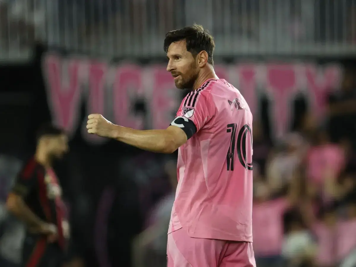 [ad_1] Lionel Messi a adus o victorie convingătoare pentru Inter Miami, marcând două goluri în meciul cu Atlanta United, care s-a încheiat cu 4-0