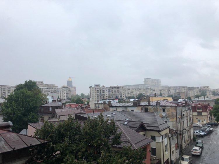 image-2020-09-4-24268043-41-ploaie-bucuresti-3.jpg