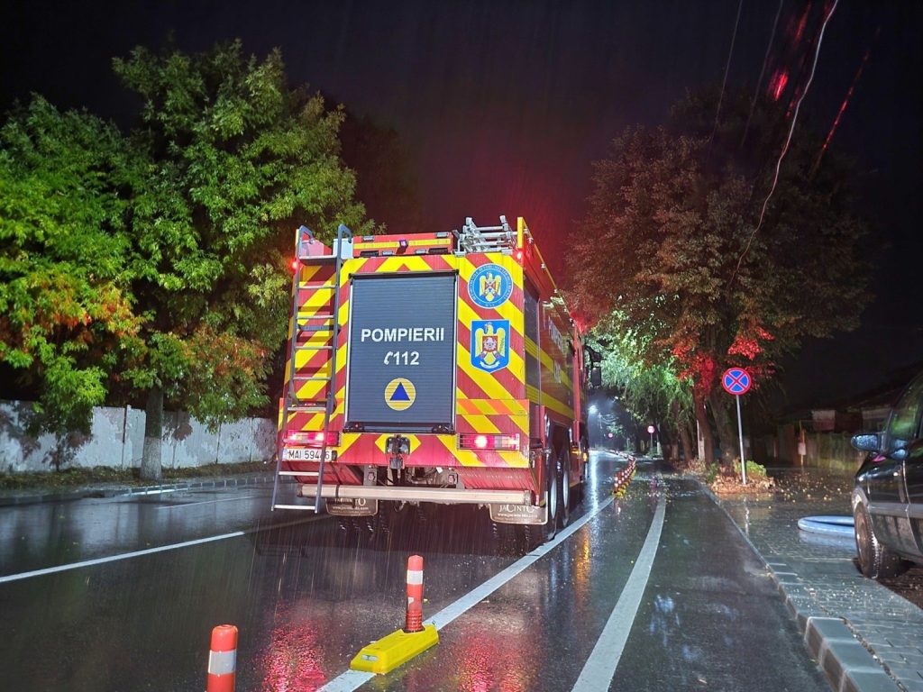 inundatii-giurgiu-2.jpg
