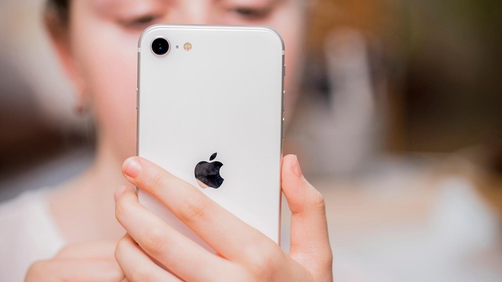 [ad_1] Controlul timpului petrecut de copii pe iPhone și gestionarea aplicațiilor și cumpărărilor este o preocupare tot mai frecventă pentru părinți