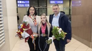 Mihaela Cambei, câștigătoare a trei medalii la Campionatul Mondial de haltere: “Voi consuma ciorbă, deoarece nu am mâncat de peste o săptămână și jumătate”