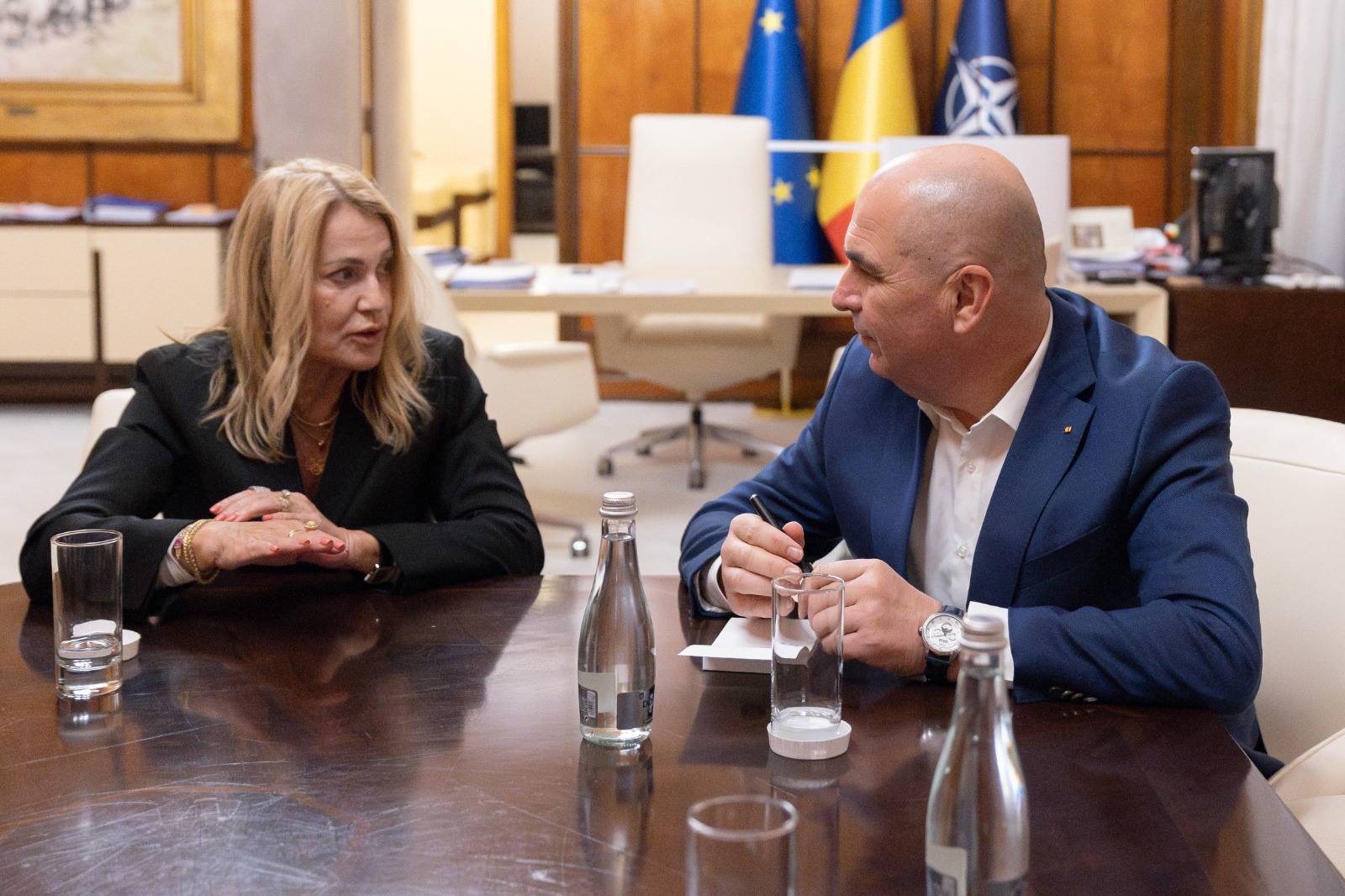 Guvernul planifică aniversarea celei de-a 50-a memorabile realizări a Nadiei Comăneci în 2026, cu o întâlnire la Palatul Victoria