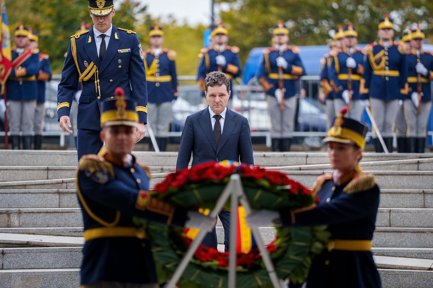 Ceremonie de comemorare a victimelor Holocaustului din România / Nicușor Dan: Să menținem vie amintirea tragediei / Critici aduse președintelui din partea liderilor comunității evreiești