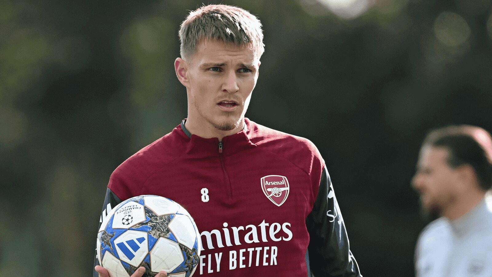 [ad_1] Martin Ødegaard: Starea echipei și provocările din noul format al Ligii Campionilor Înainte de fiecare meci de pe Emirates Stadium, Martin Ødegaard, căpitanul echipei Arsenal, oferă o perspectivă asupra atmosferei din cadrul echipei în notele sale din programul de meci