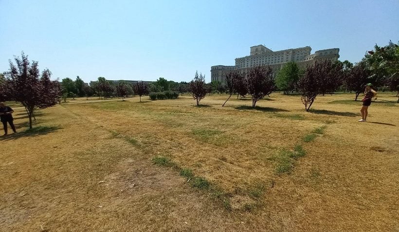 parcul-izvor-nostalgia-trei-e1658916630252.jpg