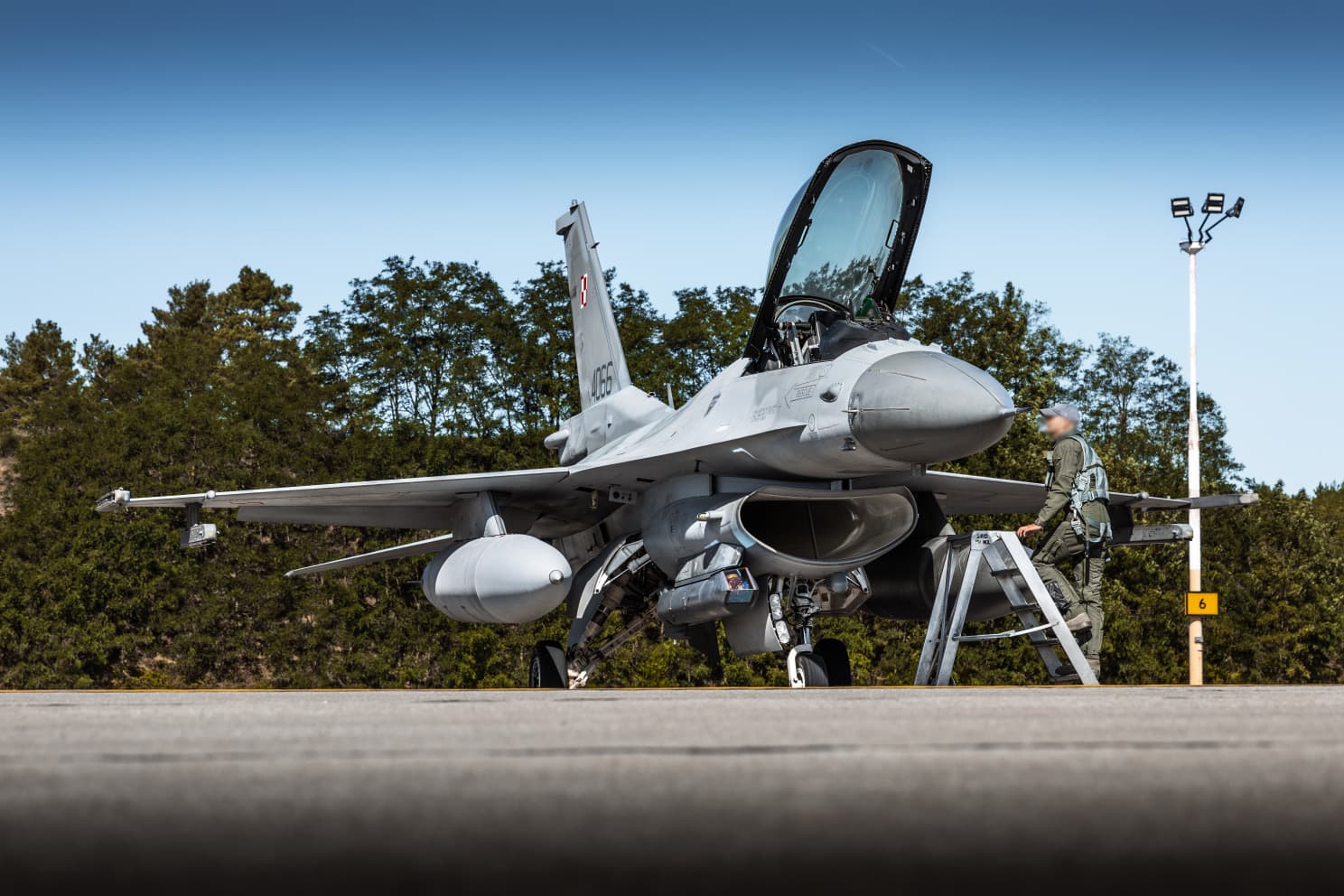 Alertă în Polonia: Avioane de luptă activate după cel mai intens atac al Rusiei asupra Liovului, lângă granița NATO; multiple regiuni ucrainene lovite cu bombardamente puternice; infrastructura de gaz avariată; cel puțin 5 persoane decedate și 14 rănite