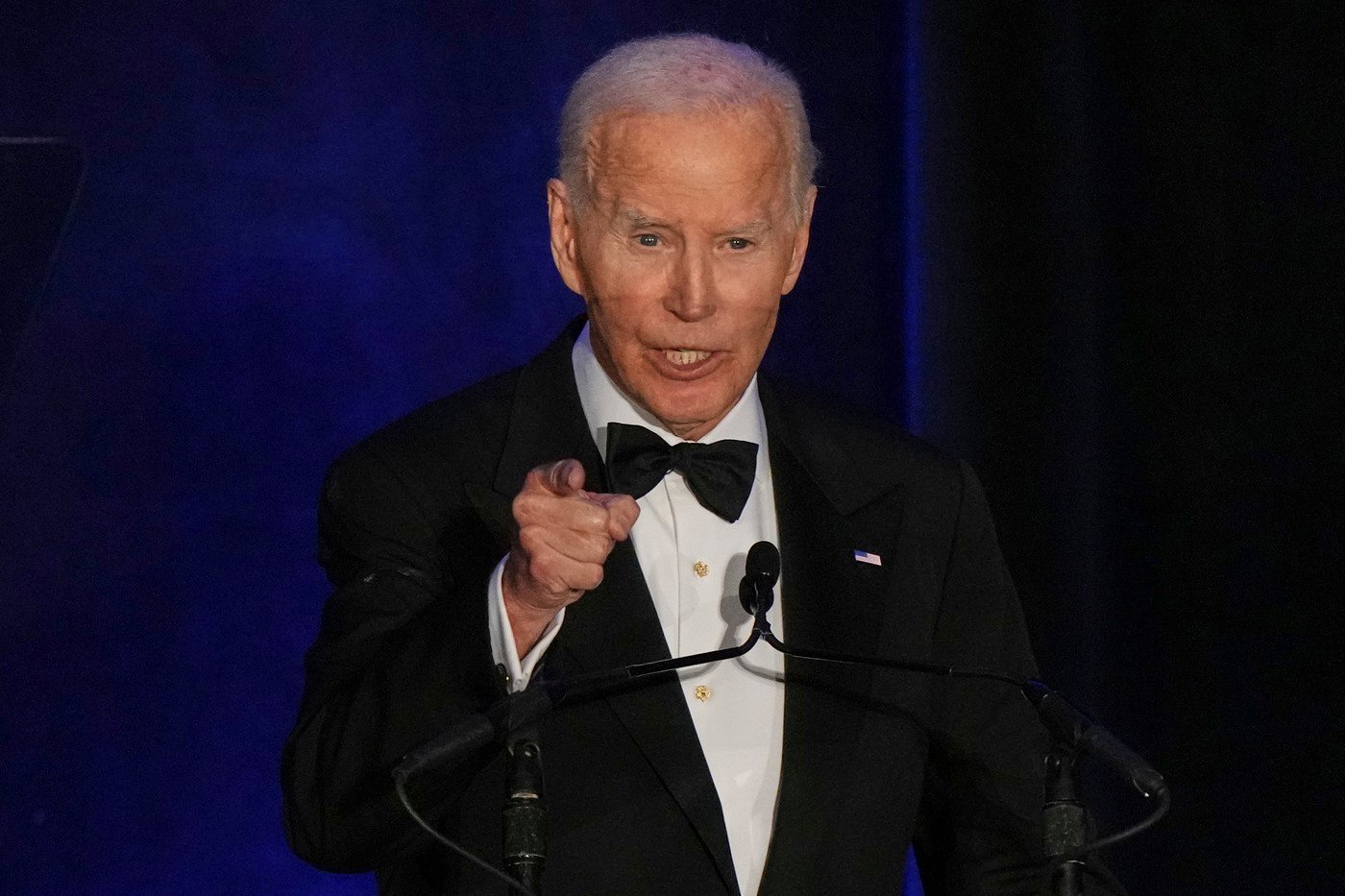 [ad_1] Fostul președinte american Joe Biden a încheiat, la începutul acestei săptămâni, mai multe sesiuni de radioterapie, începută cu câteva săptămâni înainte, pentru tratamentul unui tip agresiv de cancer la prostată