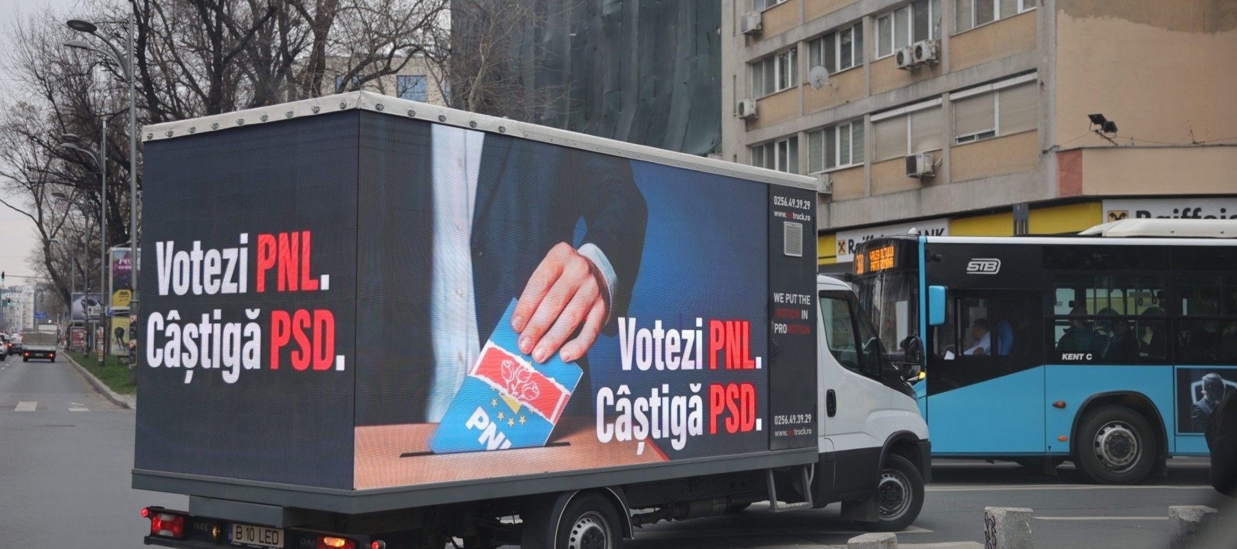 protest-USR-votezi-PNL.jpeg
