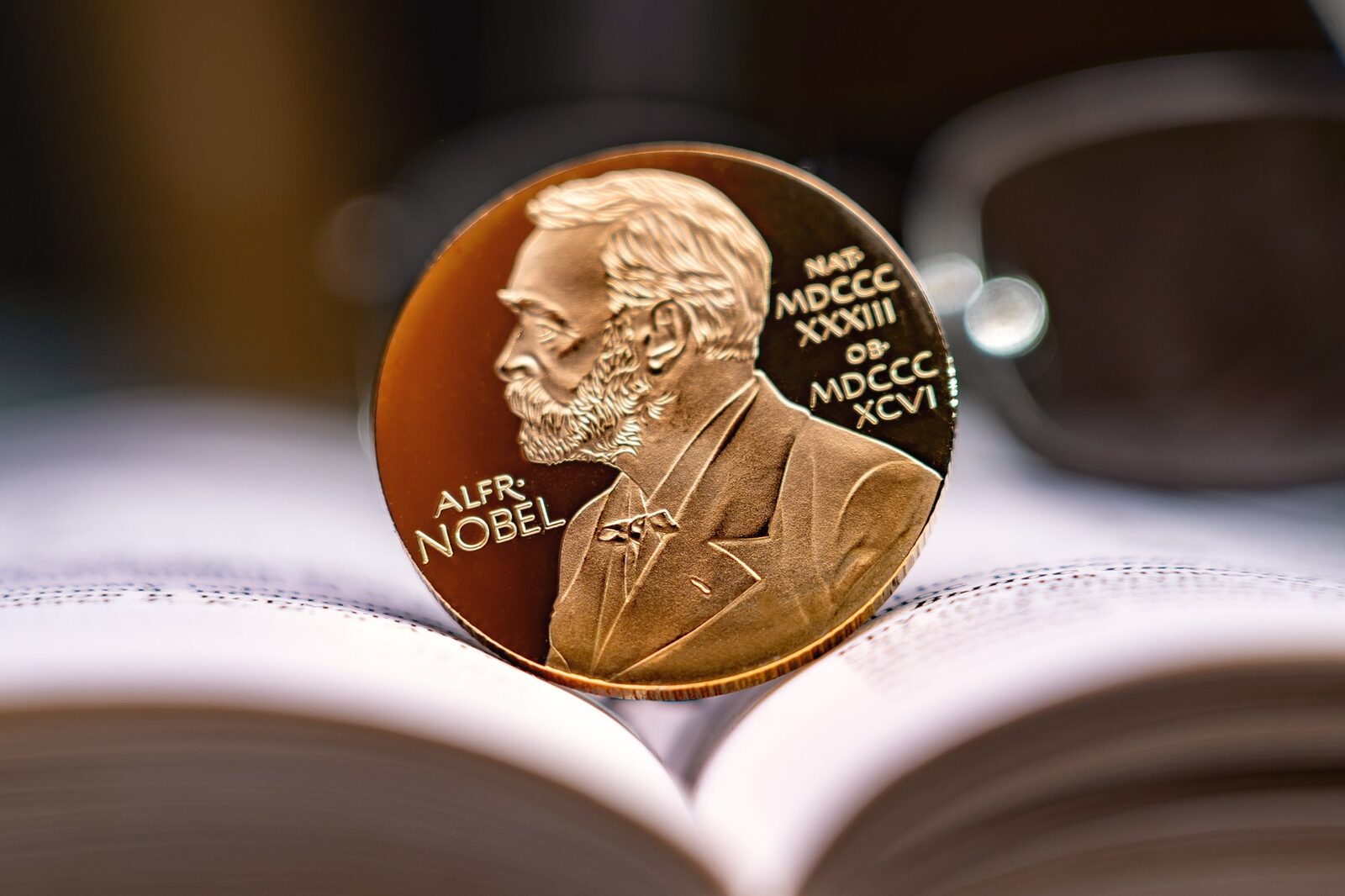 LIVE. Laszlo Krasznahorkai din Ungaria adjudecă Premiului Nobel pentru Literatură 2025 / Scriitorul român Mircea Cărtărescu a fost considerat un competitor de seamă pe scena culturală internațională, până în ultimele clipe înainte de anunț.