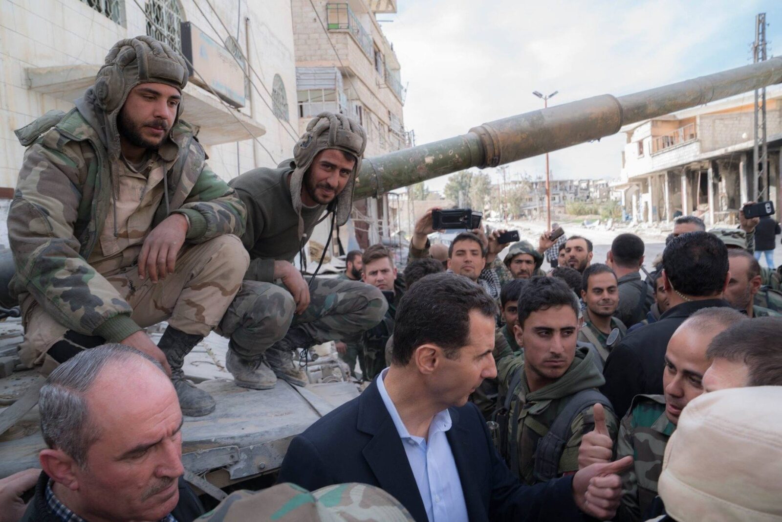 Analiză despre Alegerile parlamentare din Siria: Primul scrutin după preluarea puterii de către Bashar al-Assad, cu explicarea deciziei de a opta pentru votul indirect și pericolele sale într-o țară devastată de 14 ani de conflict, sub influența Rusiei și cu milioane de refugiați sirieni