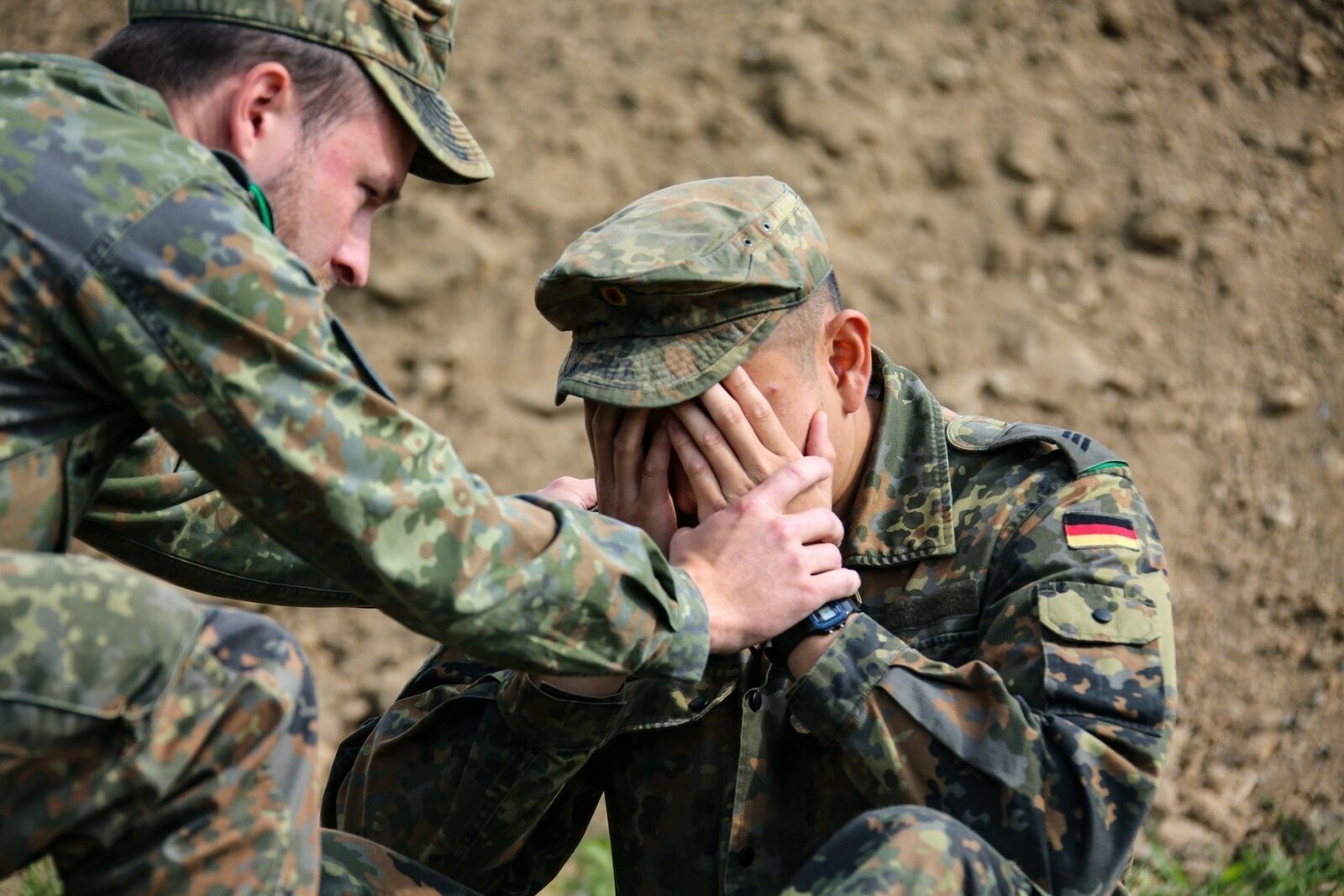 [ad_1] Majoritatea germanilor se opun propunerii de a alege aleatoriu, prin loterie, persoanele care trebuie să efectueze serviciul militar conform unei noi legi, potrivit unui sondaj de opinie realizat de un institut de cercetare
