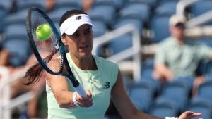Dublu succes: Sorana Cîrstea avansează alături de Jaqueline Cristian în semifinalele turneului WTA de la Osaka. Finala românească, aproape de realizare.