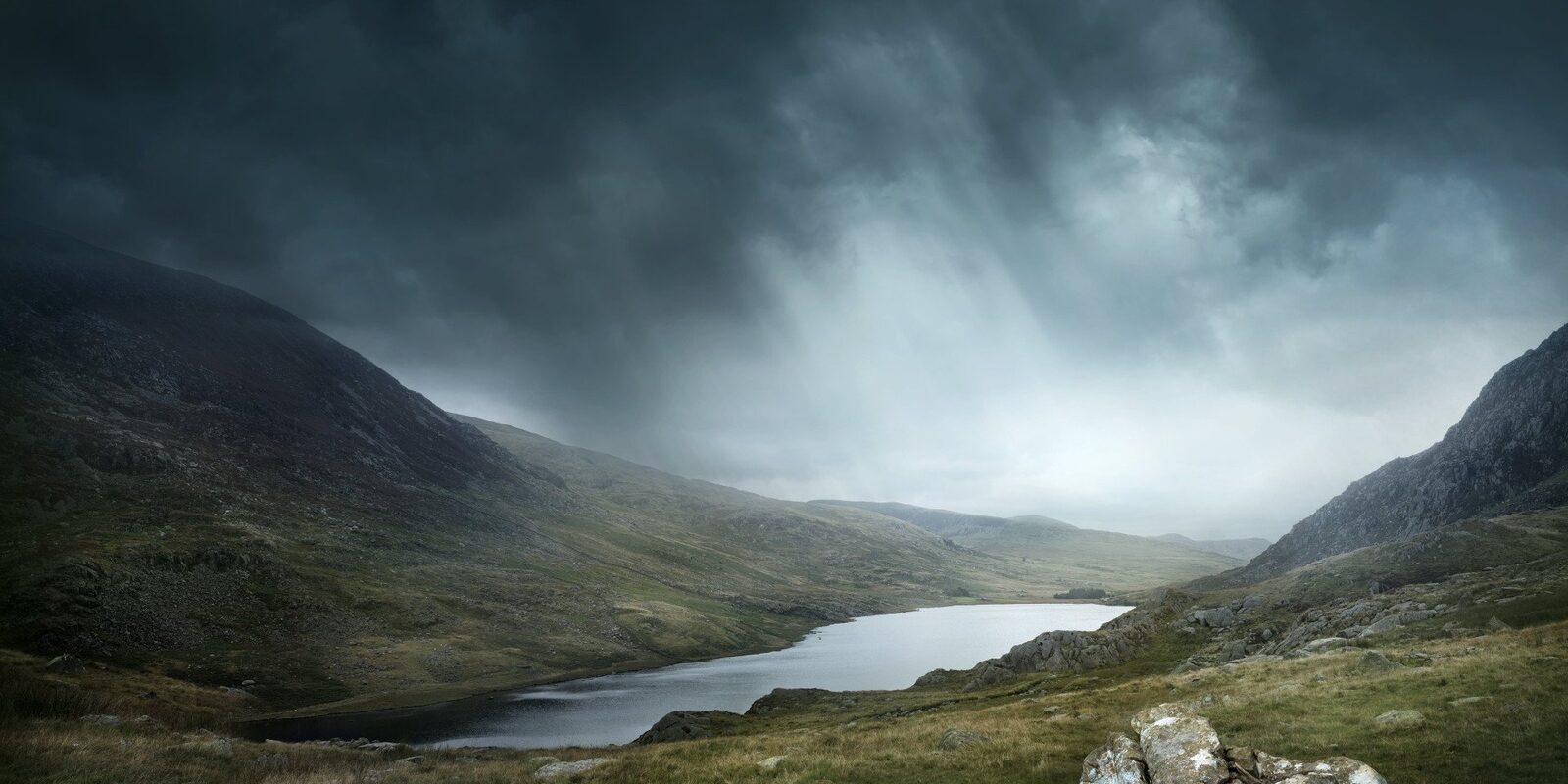 Oficial, furtuna Amy a fost denumită de Met Office.