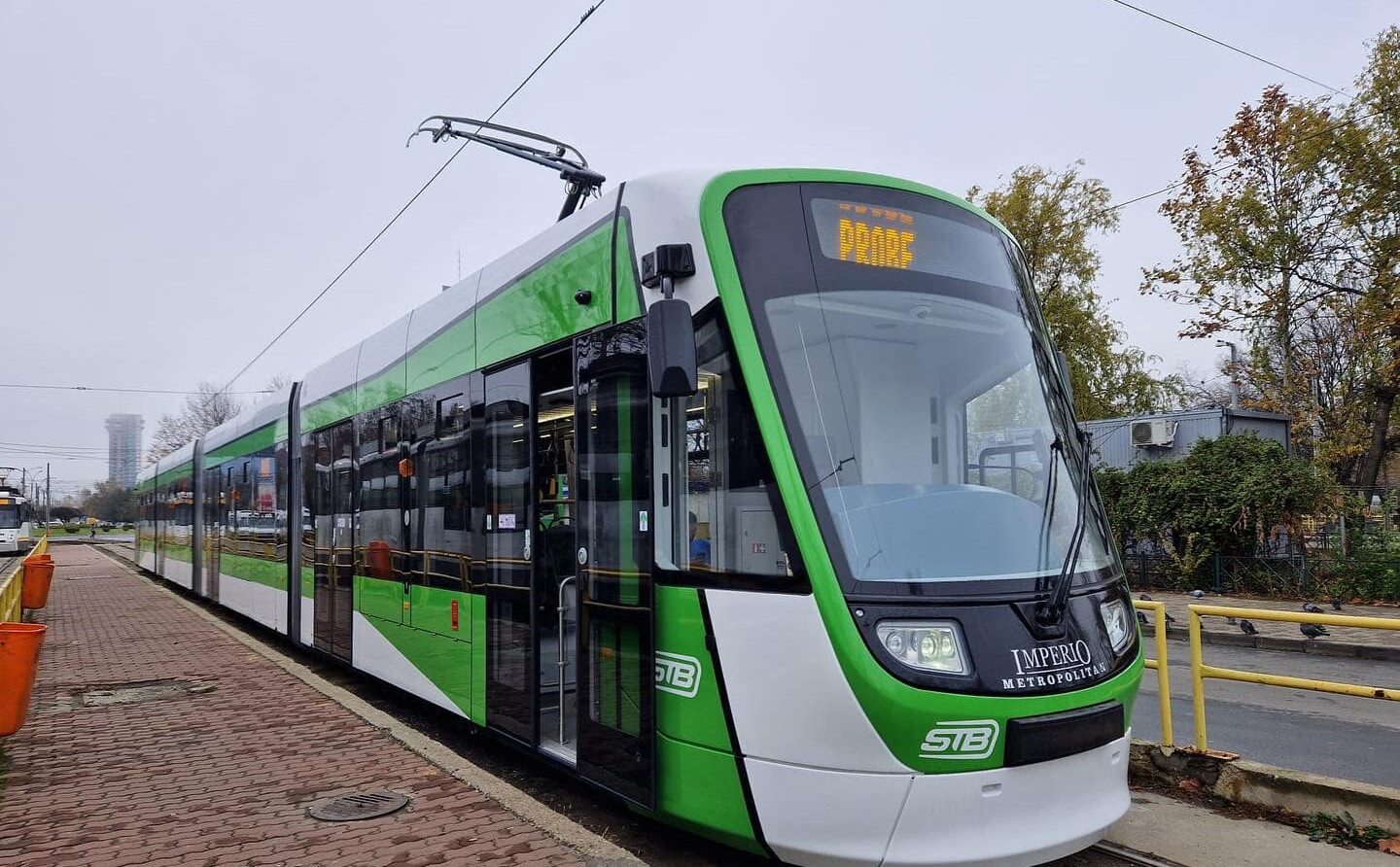 Linia de tramvai nr. 5, ce conectează Nordul cu centrul orașului, va fi reluată în luna decembrie, conform declarațiilor lui Stelian Bujduveanu