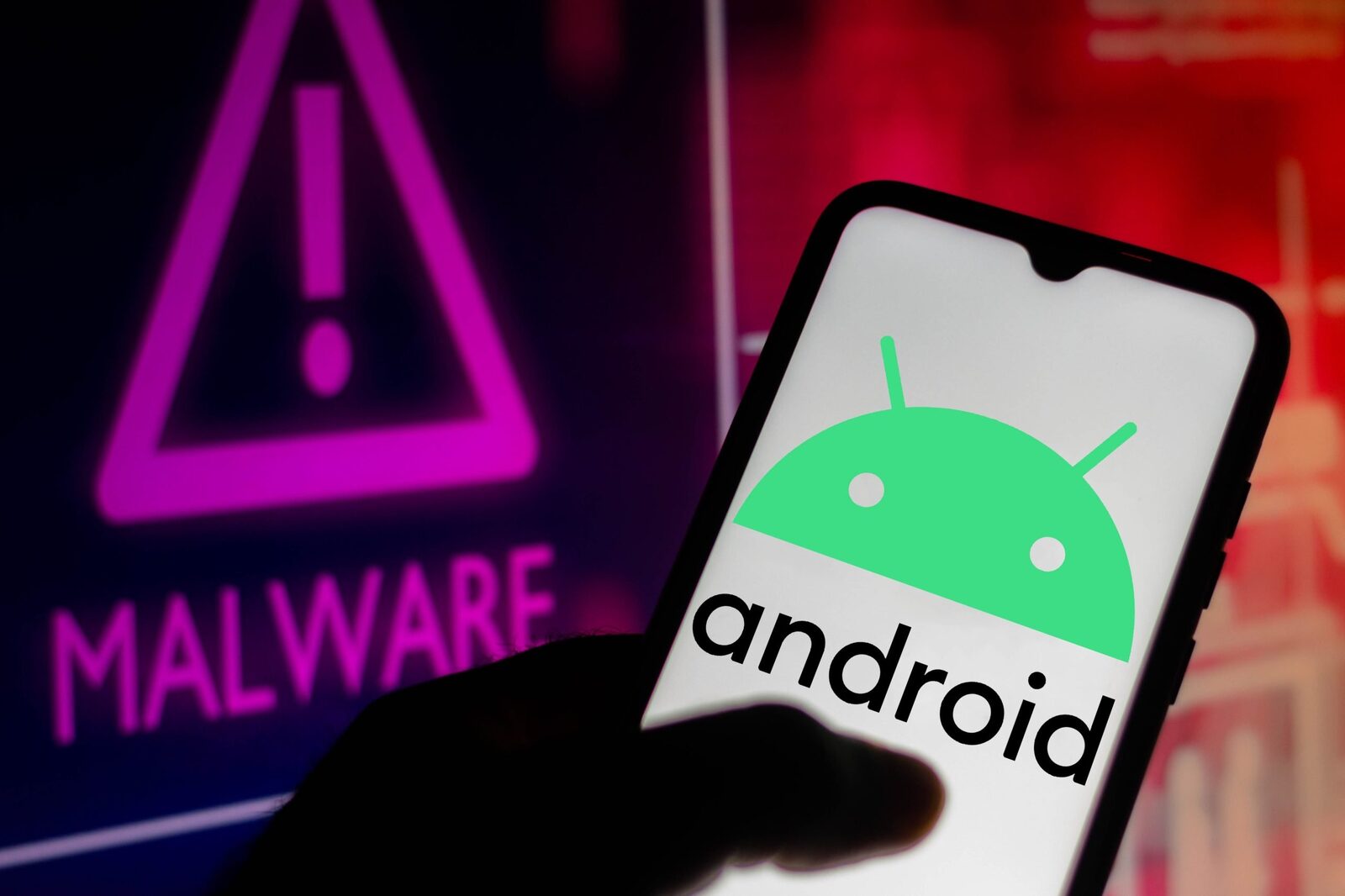 Kleopatra a compromis deja mii de telefoane