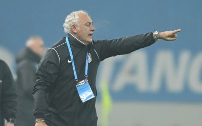 universitatea-craiova-cfr-cluj-superliga-superbet-2122023-andrea-mandorlini.jpg