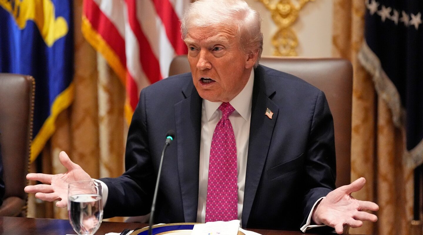 Trump folosește un limbaj vulgar în timpul discuției despre Nicolas Maduro din Venezuela.