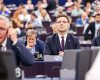 victor-negrescu-parlamentul-european.jpg