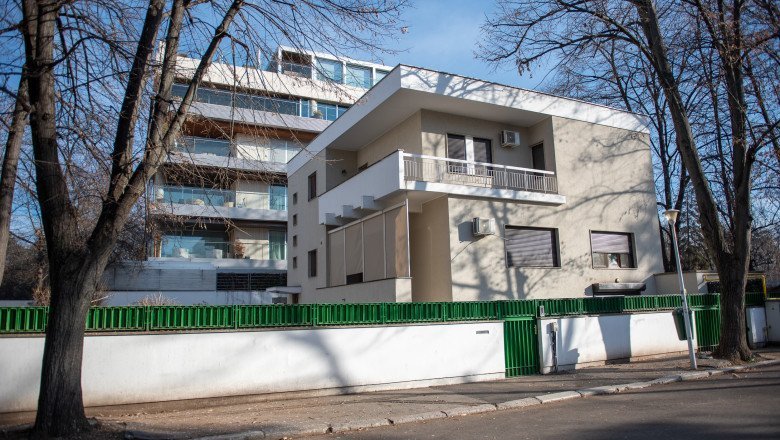 Vila destinată pentru Iohannis, disponibilă pentru închiriere la un tarif de 35.000 de euro lunar, cu preț de pornire și informații despre profit