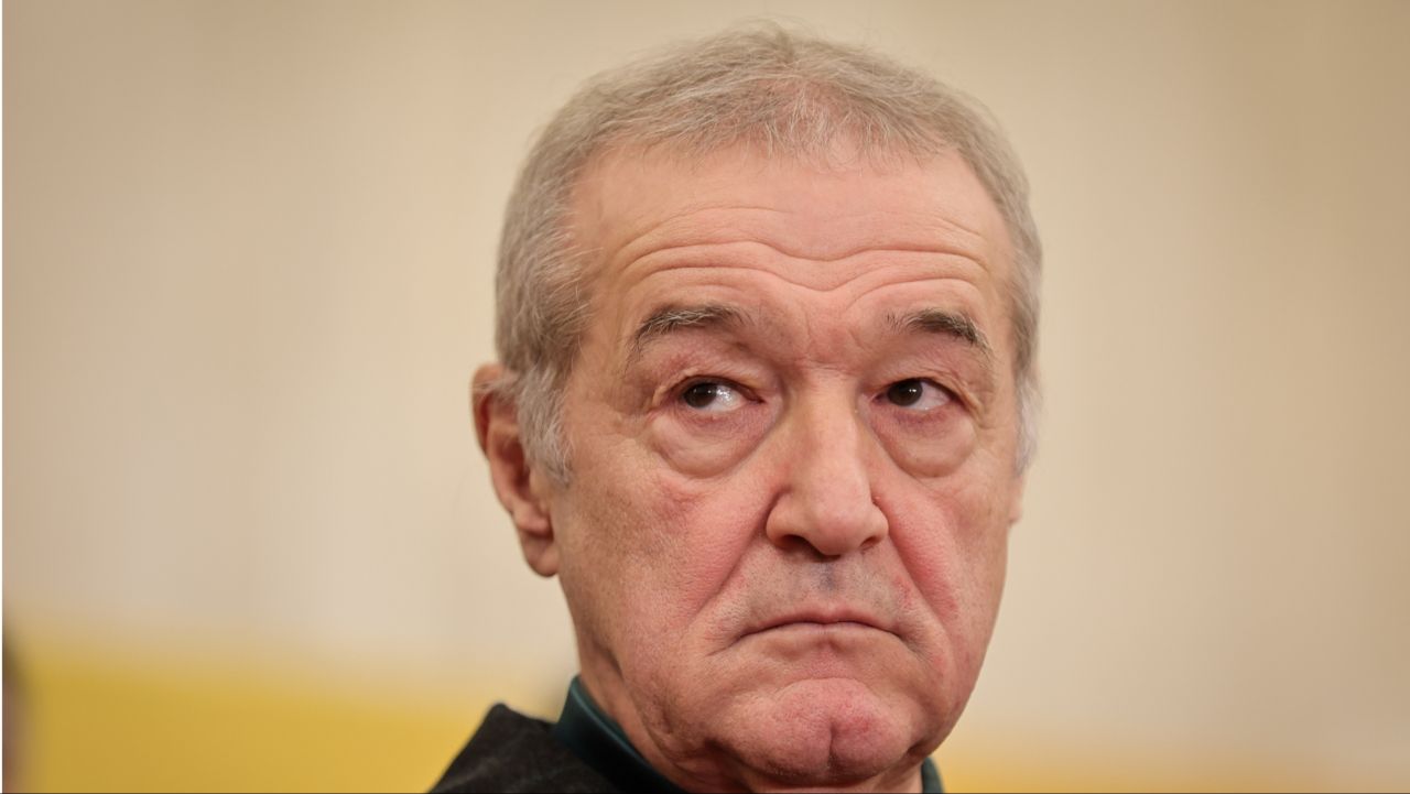 1762758543_gigi-becali.jpg